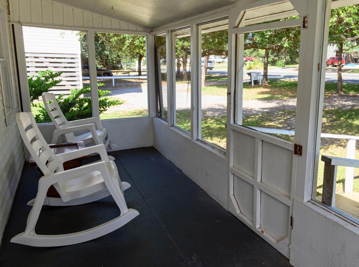 Outer Banks Motel - Village Accommodations บักซ์ตัน ภายนอก รูปภาพ